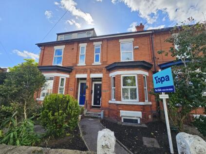Northenden Road, Sale, M33
