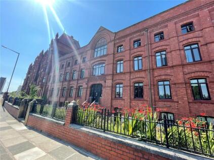 Chester Road, Manchester, M16