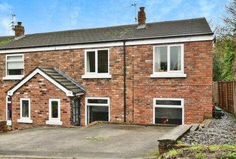 Hollins Road, Macclesfield, SK11