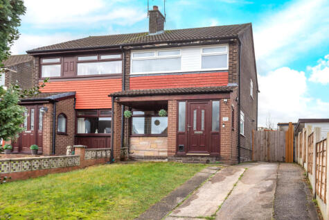 Avon Road, Heywood, OL10