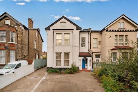 Shoot Up Hill, Willesden Green