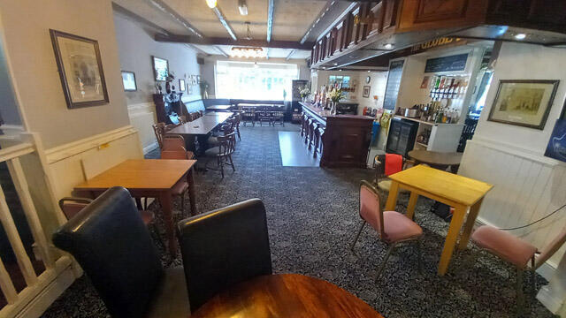 Photo 3