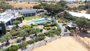 Photo of Algarve, Porches