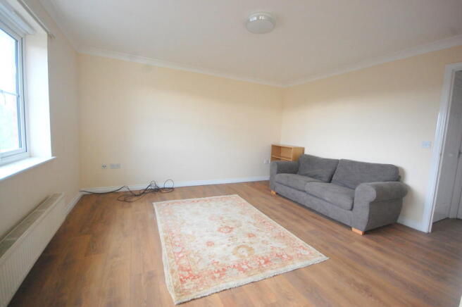 2 Bedroom Flat To Rent In Brand New Flooring And Decoration Two