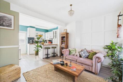 New Road, Linslade, LU7