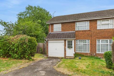 Lyra Gardens, Leighton Buzzard, LU7