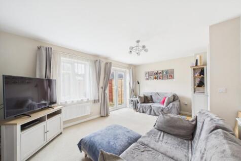 Johnson Drive, Leighton Buzzard, LU7