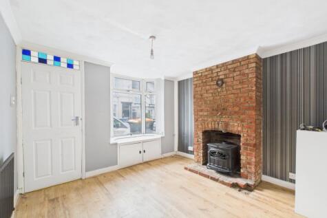 Dudley Street, Leighton Buzzard, LU7