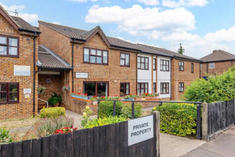 Glebe Way, West Wickham, BR4