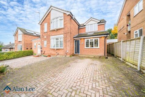 Hazlemere Avenue, Macclesfield, SK11 8LZ