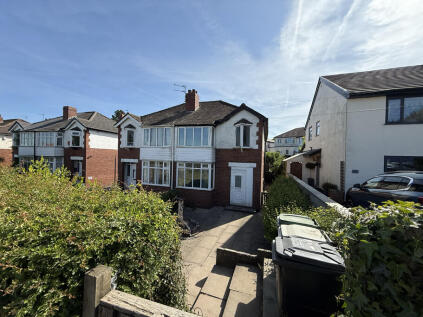 London Road, Macclesfield, SK11 0JX