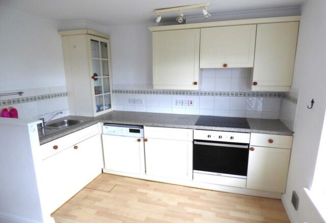 Open Plan Living Room/Fitted Kitchen