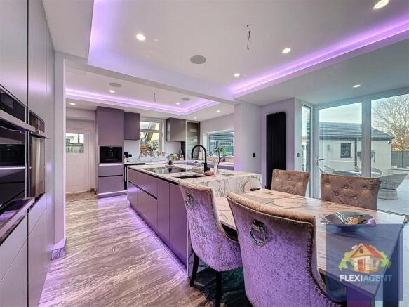 Kitchen / Diner