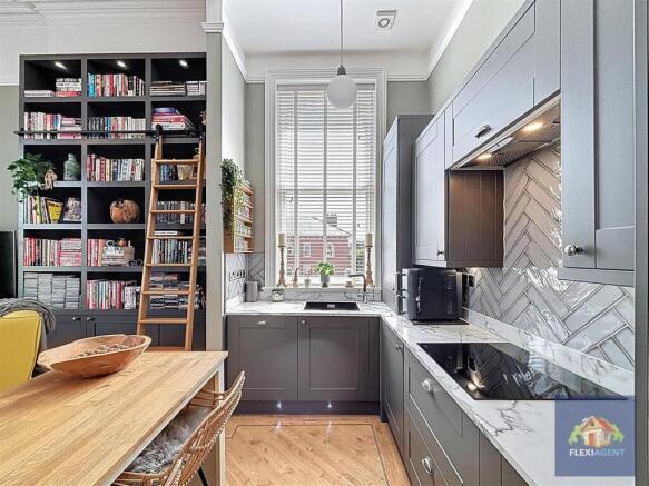 Kitchen/Lounge