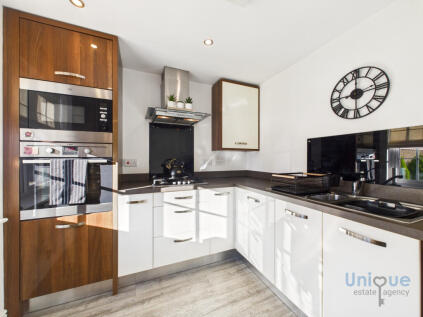 Seacrest Avenue,  Fleetwood, FY7