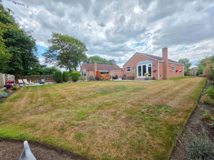 Shafton Hall Drive, Shafton, Barnsley, S72 8NY