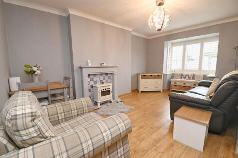 Castle Close, Monk Bretton, Barnsley, S71 2QR