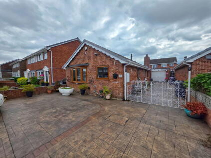 Ashley Croft, Royston, Barnsley, S71 4SH