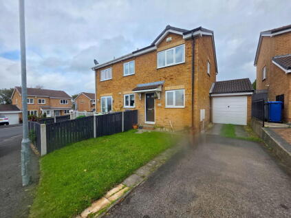 Redcliffe Close, Barnsley, S75 2RU