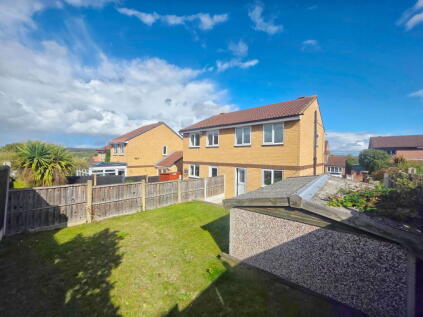 Falcon Knowle Ing, Darton, Barnsley, S75 5RB