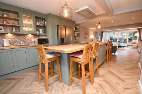 Silverwood Road, Woolley Grange, Barnsley, S75 5RU