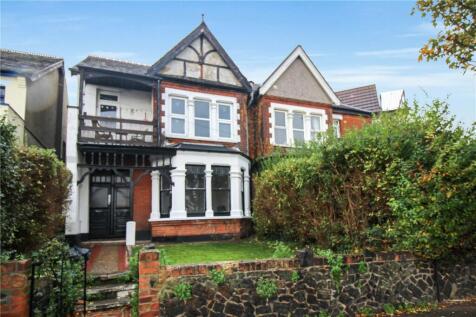 Riviera Drive, Southend-on-Sea, Essex, SS1