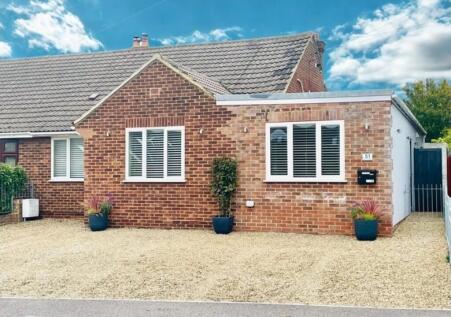 Fairview Road, Istead Rise, Kent. DA13