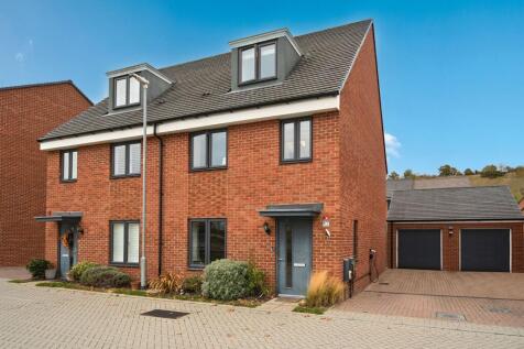 Outred Place, Ebbsfleet Valley, Swanscombe, Kent. DA10