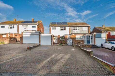 Avery Way, Allhallows, Kent. ME3