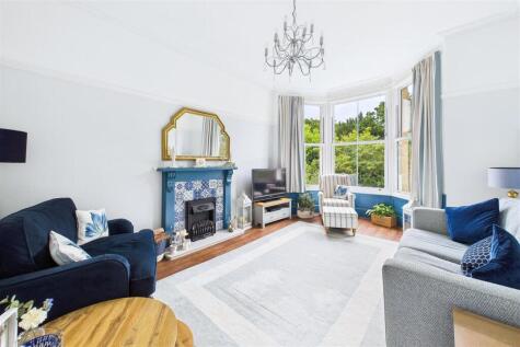 Views towards Clevedon's seafront