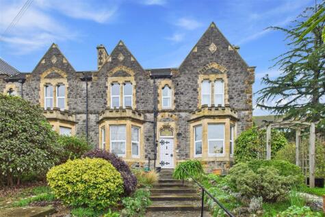 Charming Victorian apartment in Mid Clevedon