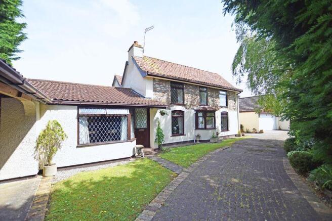 4 Bedroom Detached House For Sale In Countryside Location On The