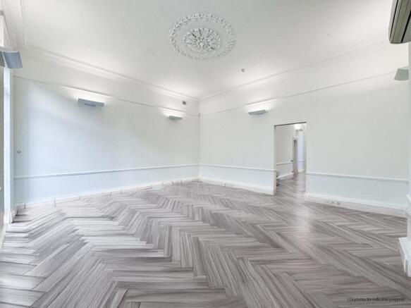 Image 21 floor.jpg
