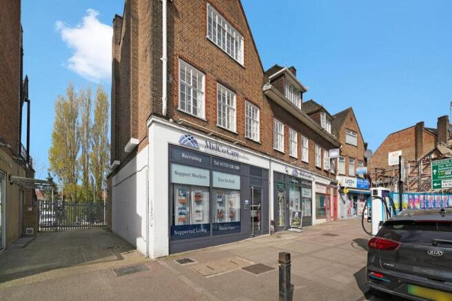 397399 Hendon Way   I7J9Fy8zTxduhXG6itYn.jpg
