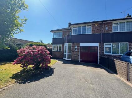 Lindsey Crescent, Kenilworth