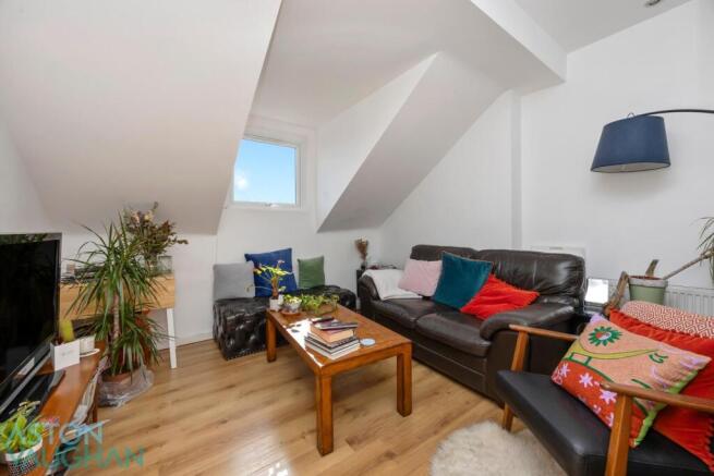 Wilbury Road-002.JPG