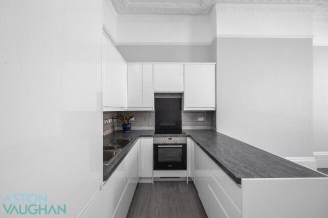 St Aubyns , Flat 1-009.JPG