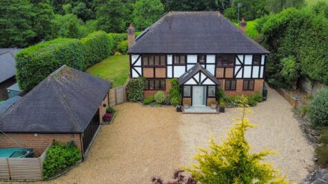 Roundwood Lane, Lindfield, RH16