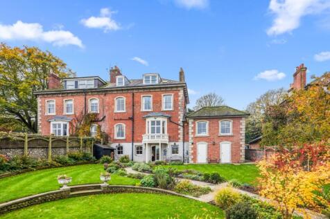 Wallands Crescent, Lewes, East Sussex, BN7