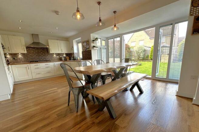 Kitchen/dining room