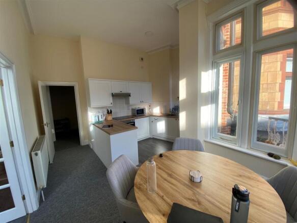 Flat 1 internal kitchen.jpg
