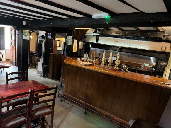 The Bull - Bar.jpeg
