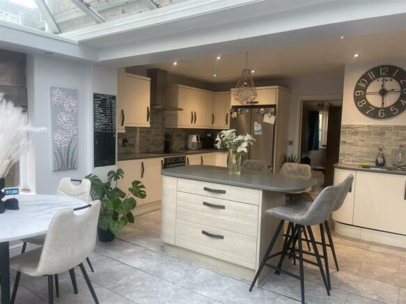 Kitchen Diner & Orangery