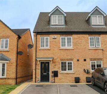 Craig Hopson Avenue, Castleford