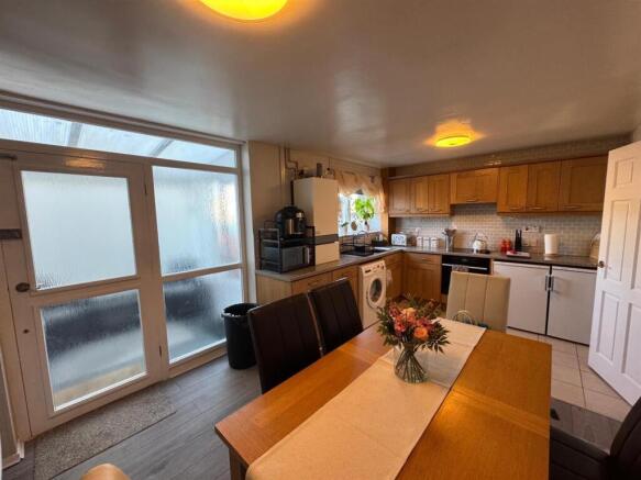 Kitchen Diner