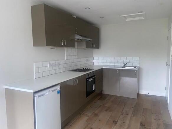 kitchen 3.jpg