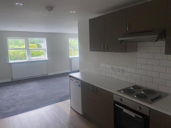 kitchen 2.jpg