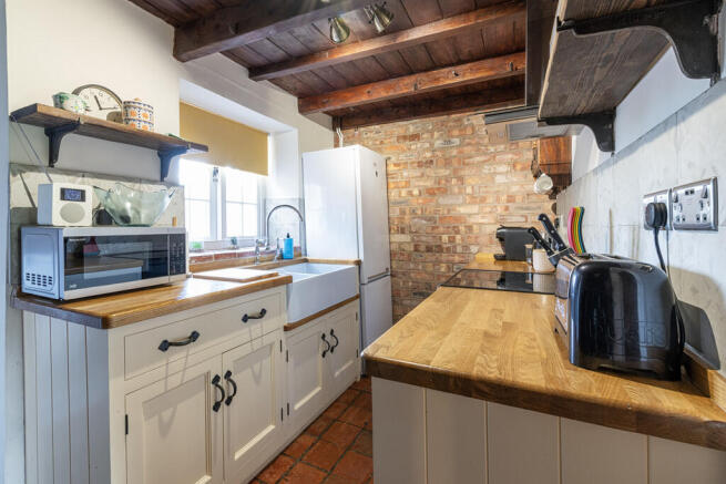 Lapwing Cottage -...