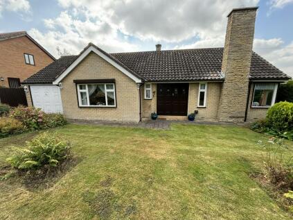 Front Street, Tealby