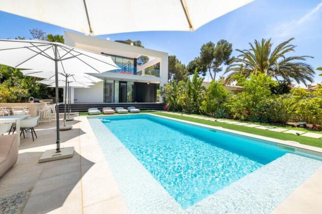 Pool (5)